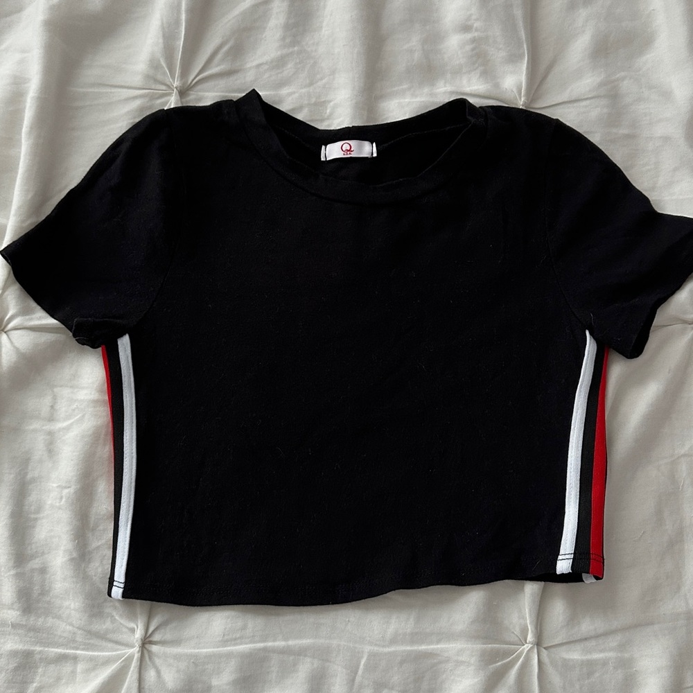 black crop top | red & white stripe
